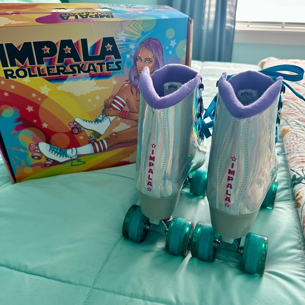 Impala Quad Roller Skates Women's  Size 10 Silver Holographic - In Original Box!